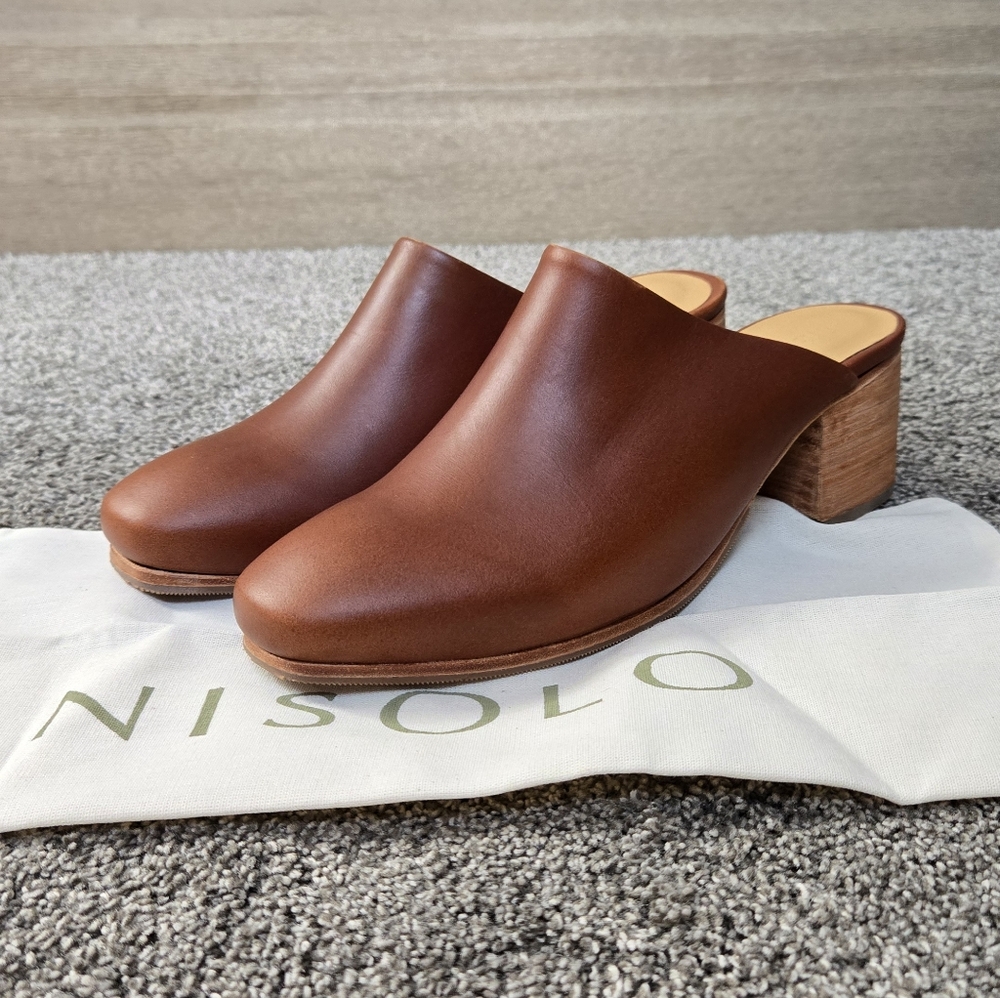 Nisolo Brown Leather Mules